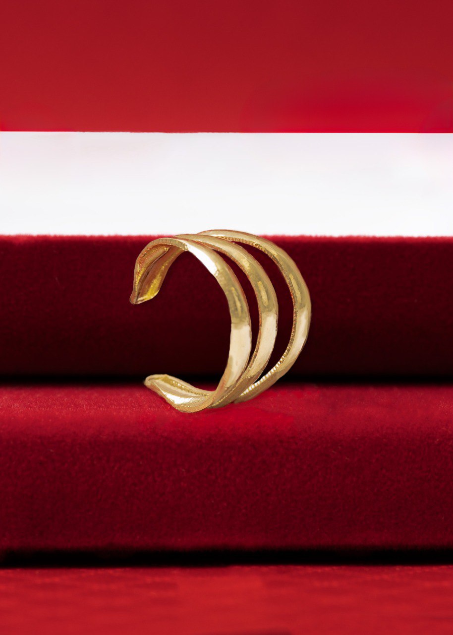 Areta Ear cuff Pretty