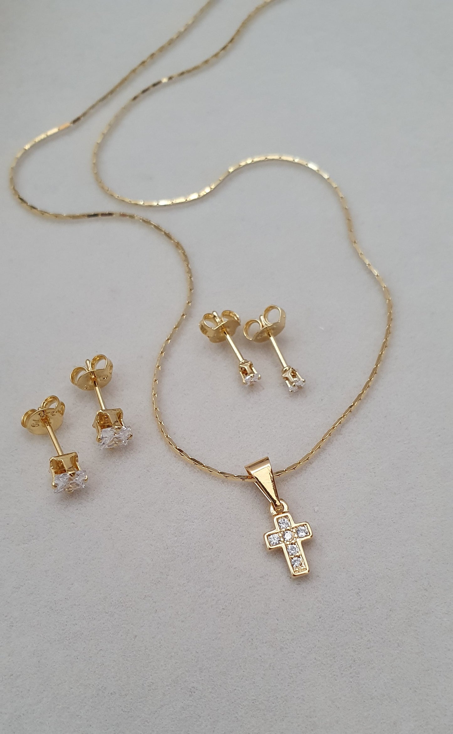 dije mini cruz circonias