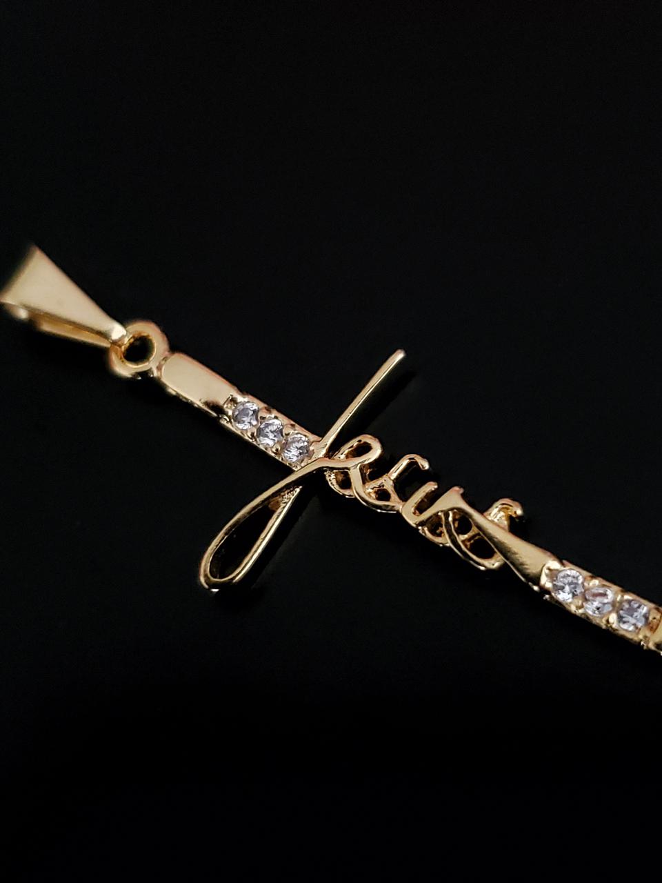 dije cruz jesus con circones swarovski cristal