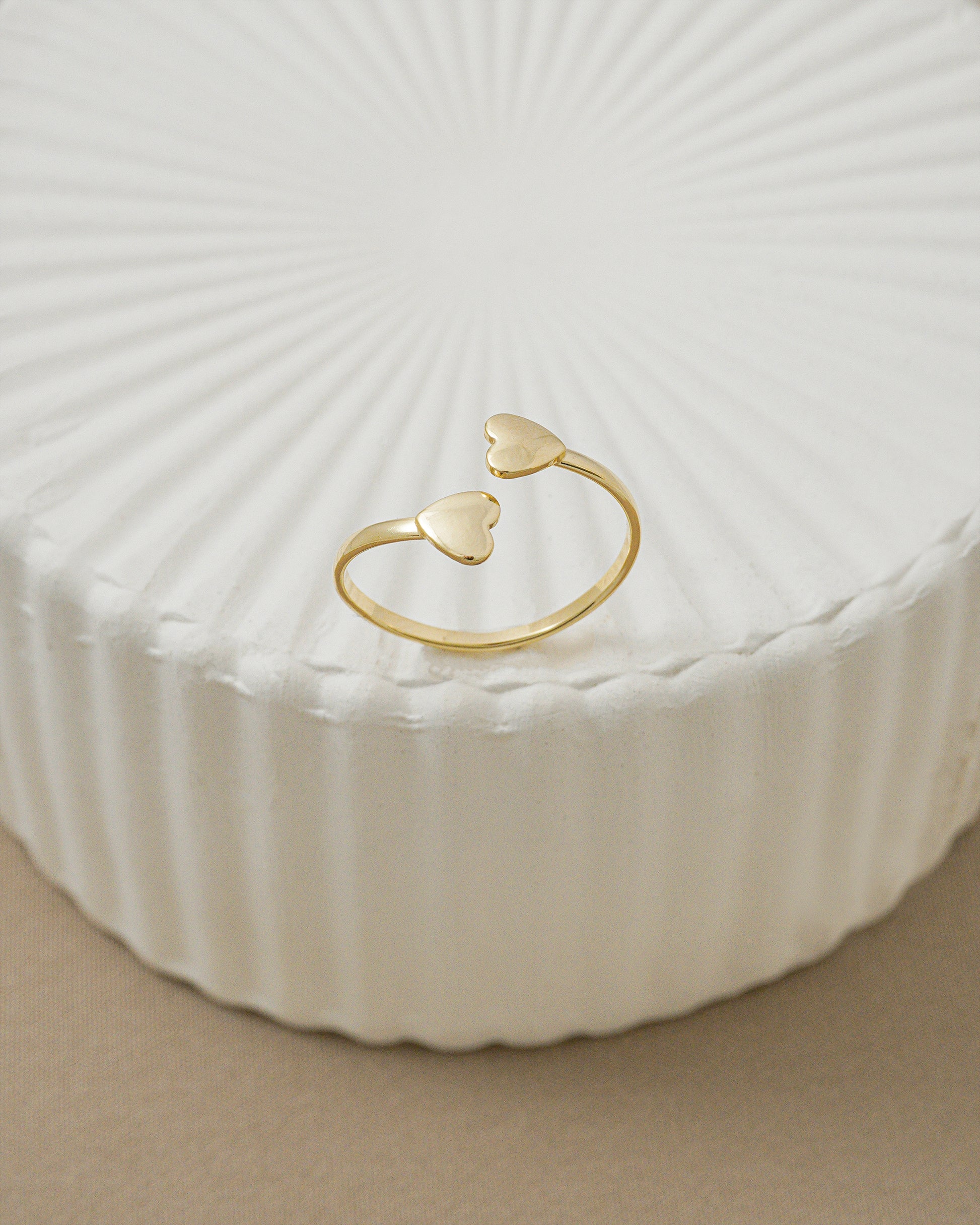 Anillo corazones ajustable