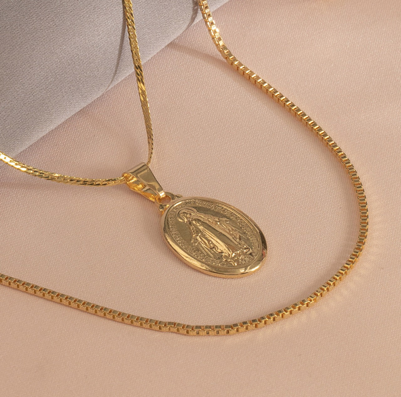 cadena veneciana 1.5mm 65cm