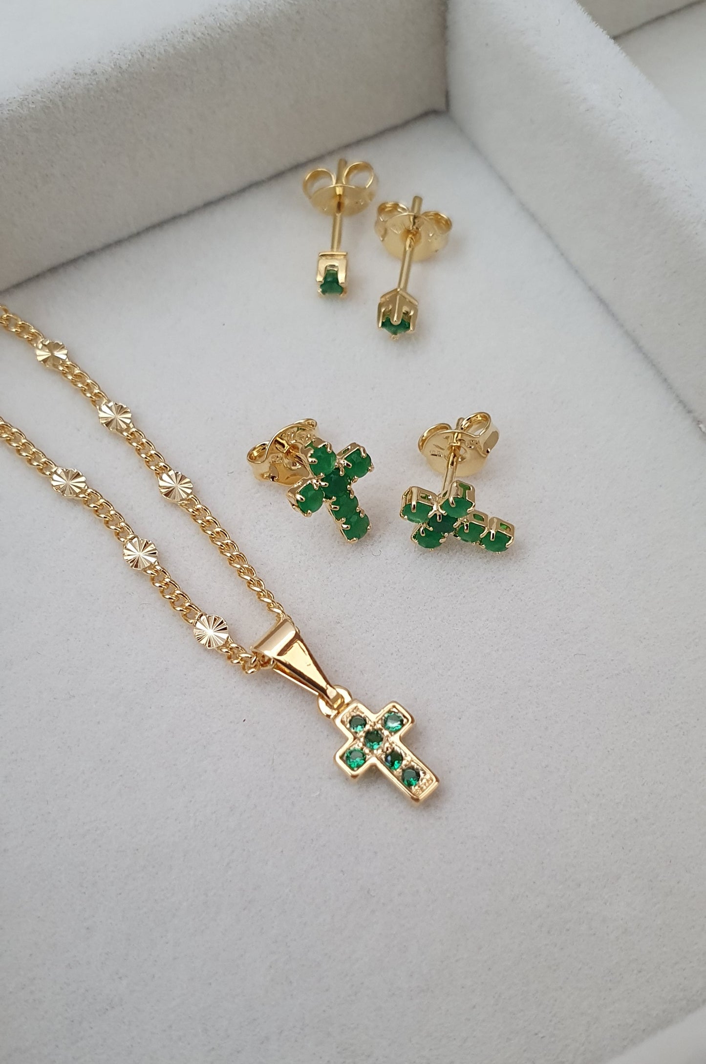 dije mini cruz circonias