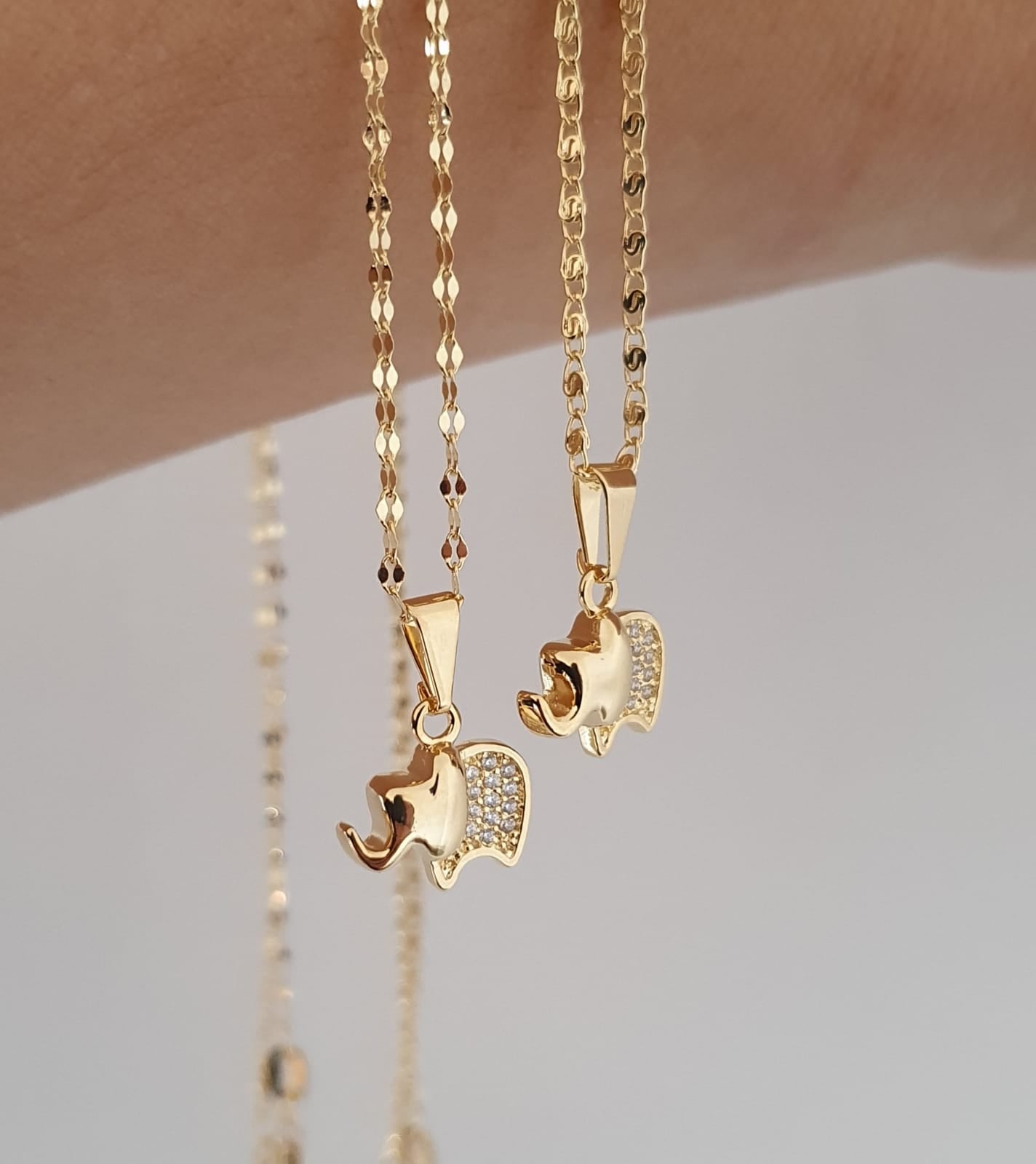 dije elefante con circonias