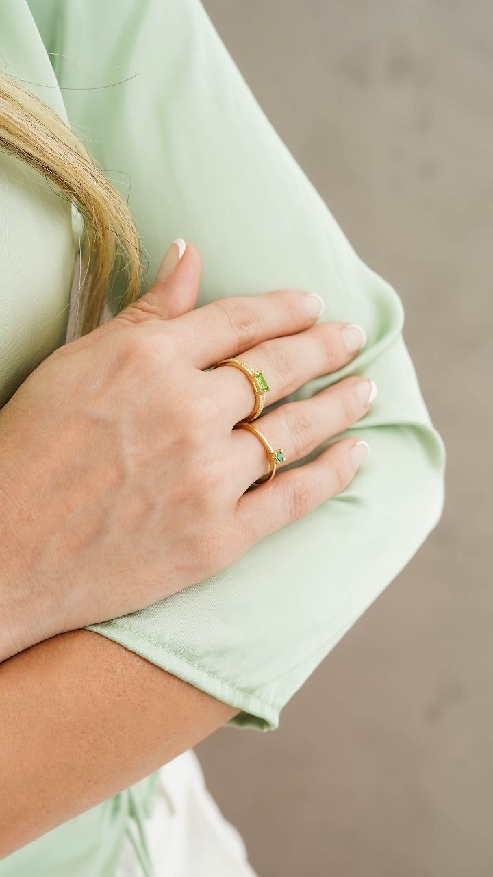 Anillo promise liso verde ajustable