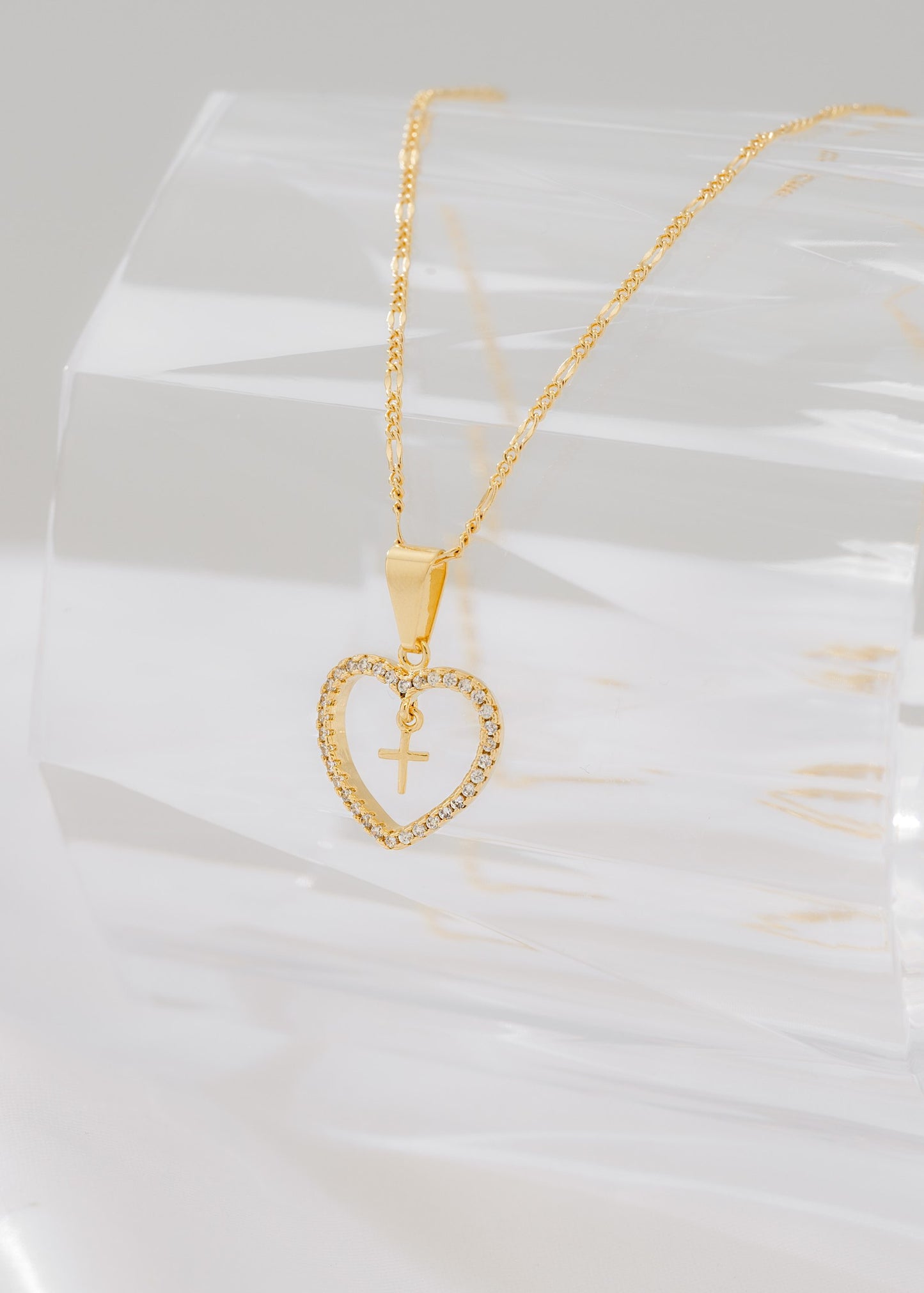 dije corazon circonias + cruz mini