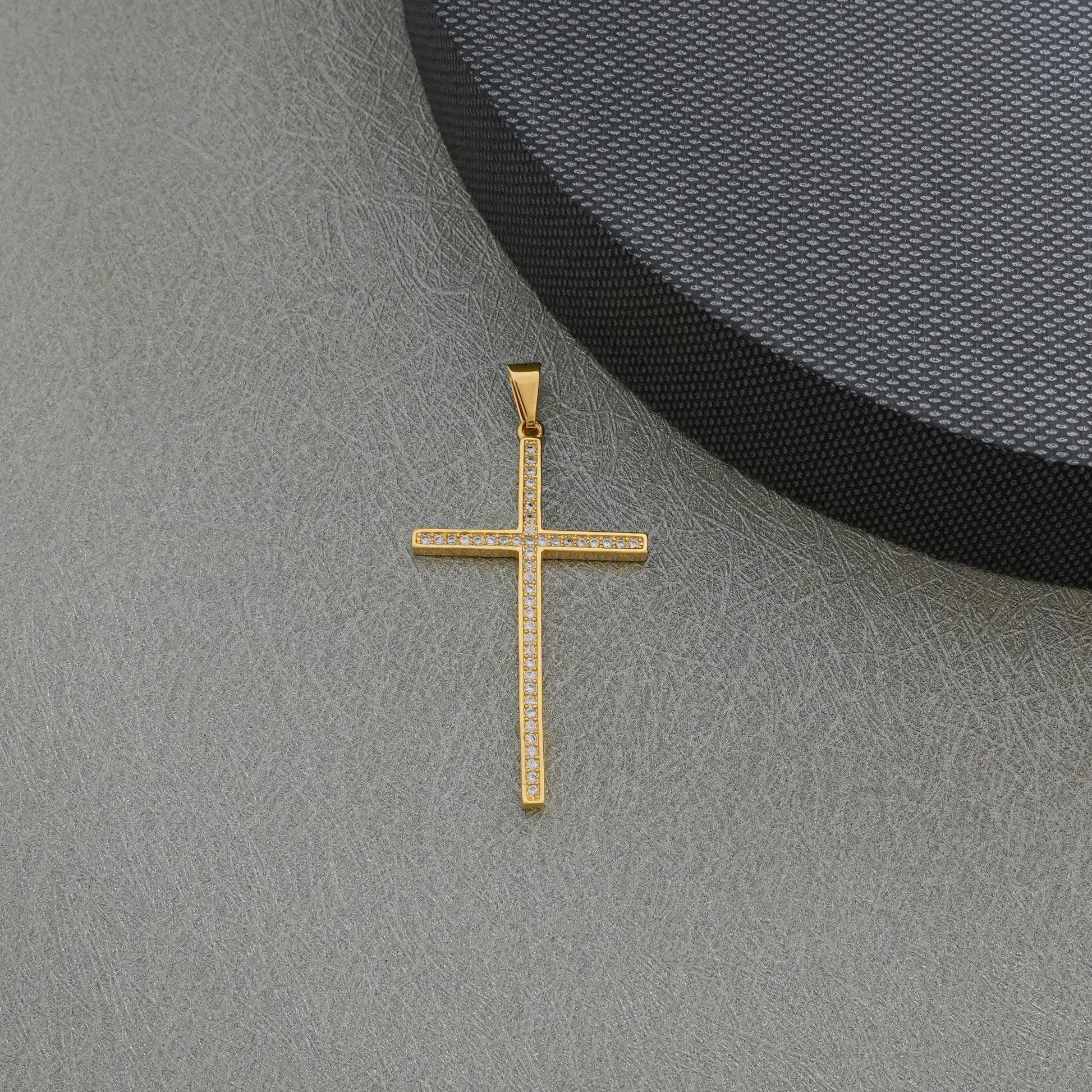 dije cruz grande delgada circonias