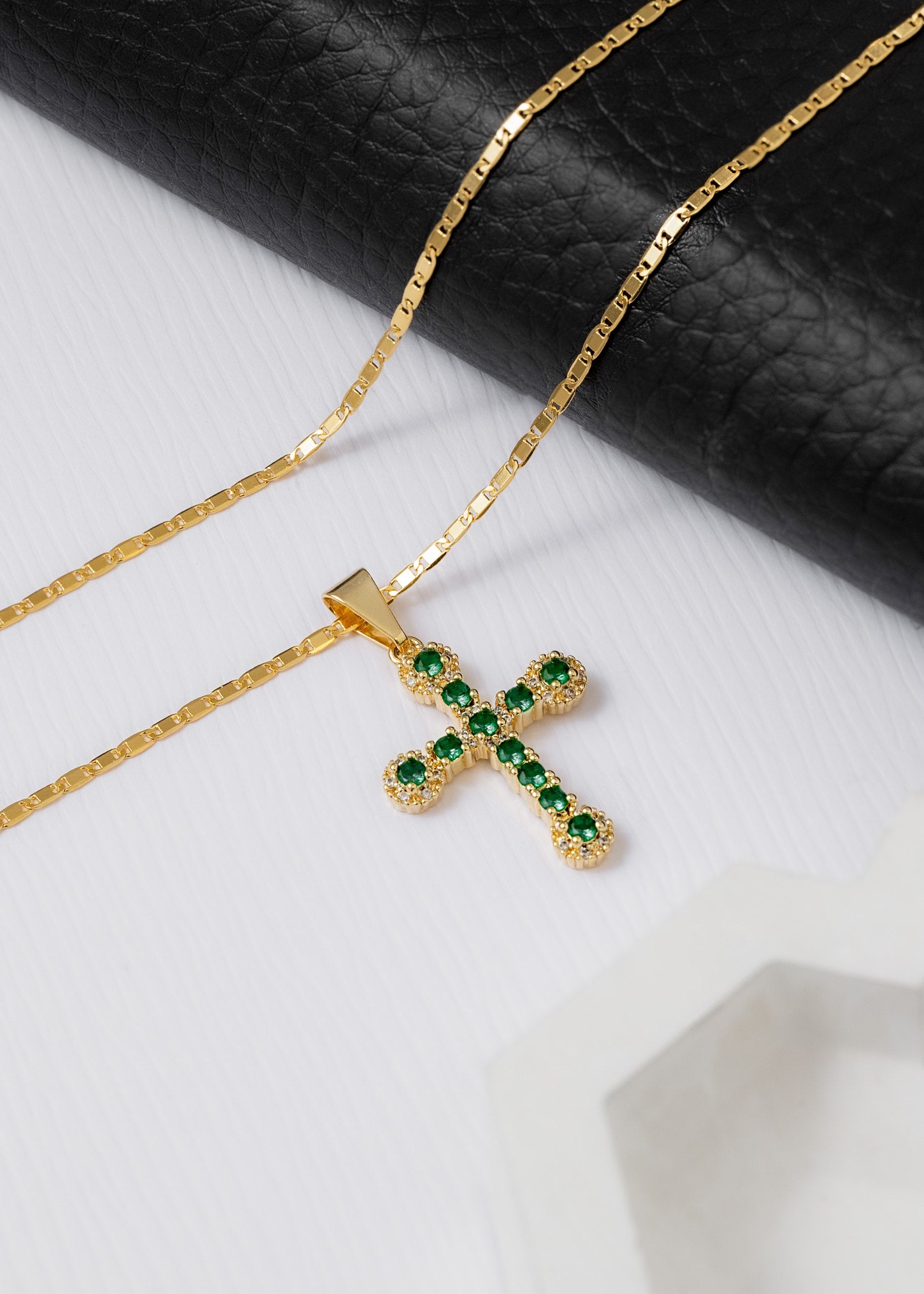-D Emerald Love