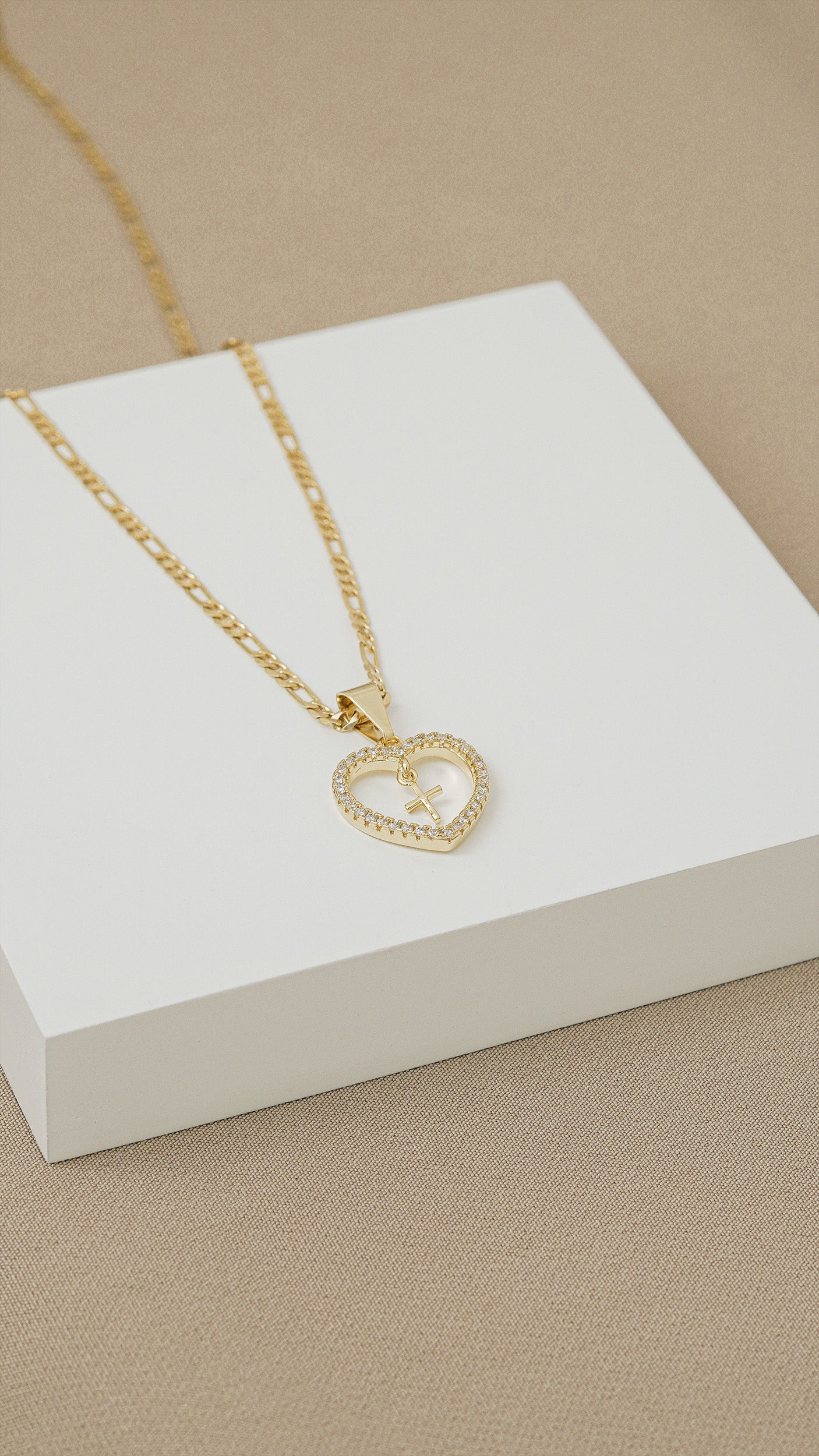 dije corazon circonias + cruz mini