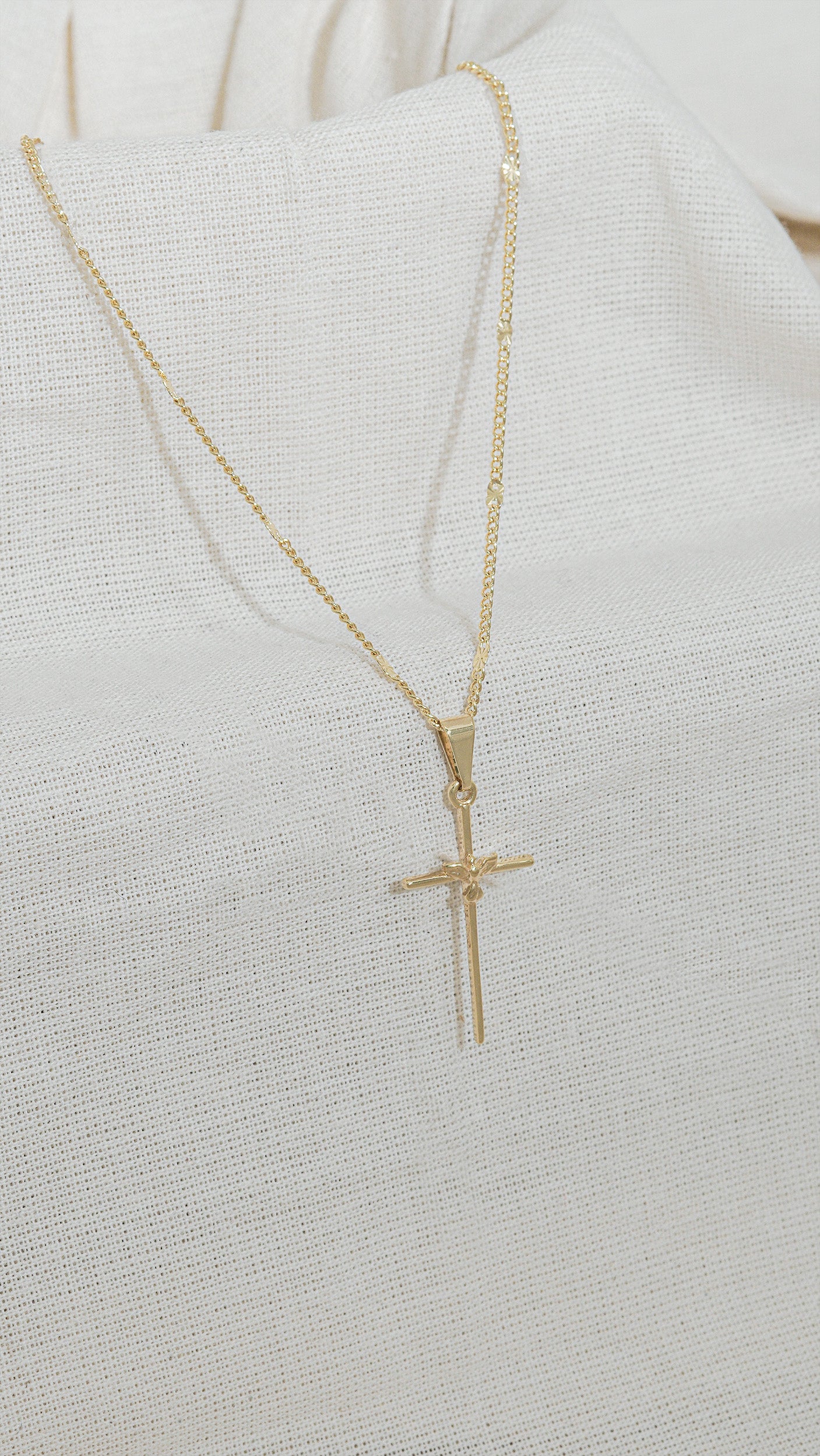 Dije Cruz Celestial